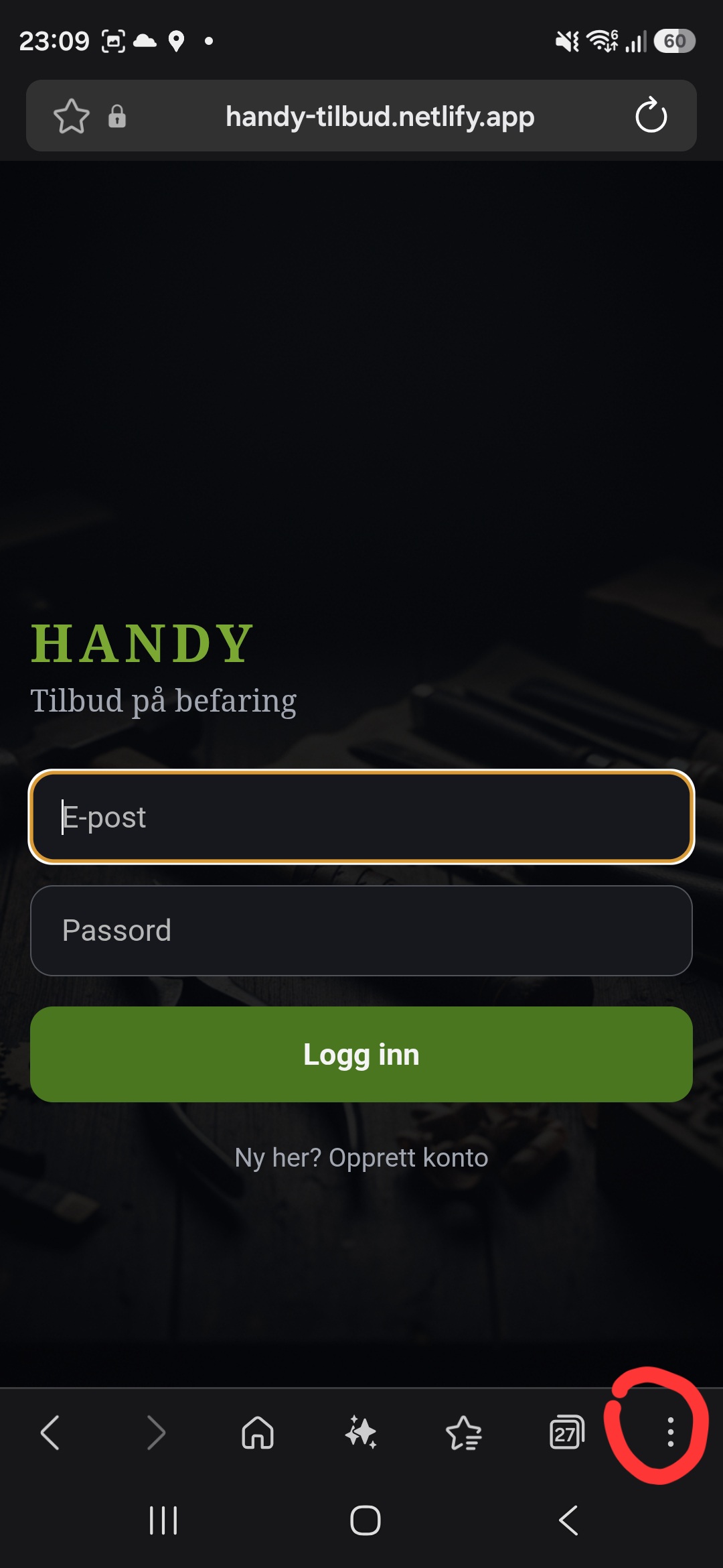 Handy åpnet i nettleseren med menyknappen markert